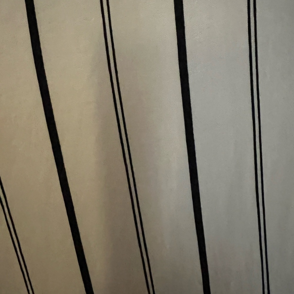Express button down long top - Picture 3 of 4
